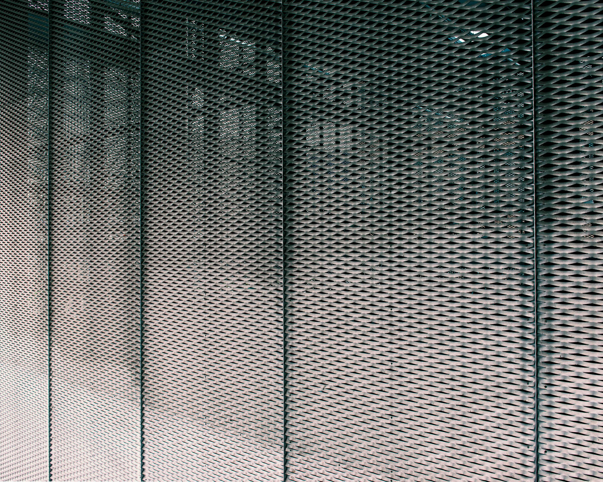 Stacked Grating C-Print mounted on Aluminium 160 × 128 cm 2021